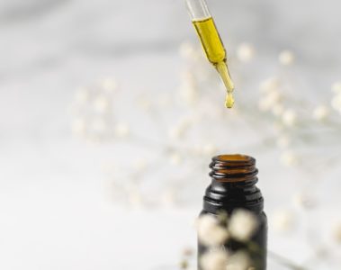 Santé et bien-être : comment utiliser l'huile de CBD ?