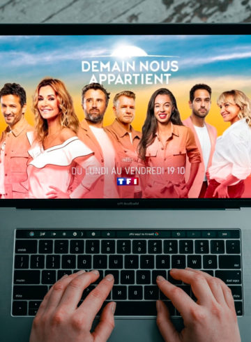 Comment regarder Demain Nous Appartient à l'étranger en replay en 2022 ?