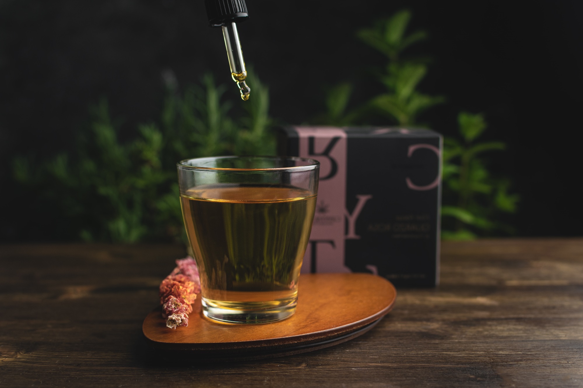 Tisane CBD : quels sont ses bienfaits et quand en prendre ?