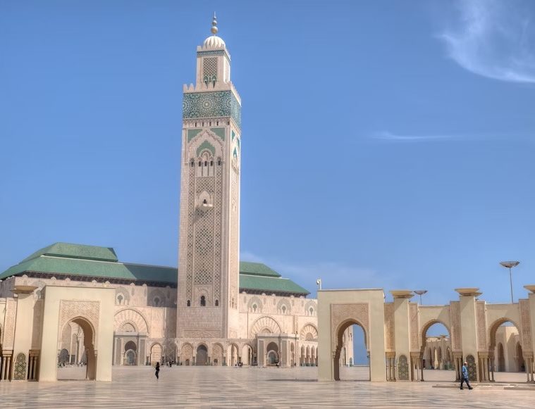 Pourquoi la location de voiture à Casablanca est-elle la meilleure façon d'explorer la ville ?