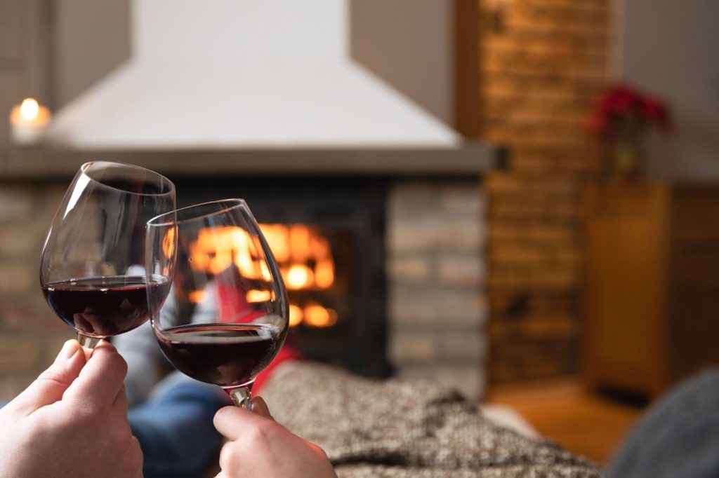 Comment intégrer une cave à vin dans le salon en 2024