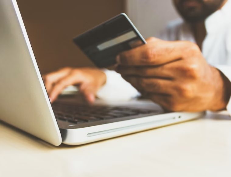 Le mode de paiement PCS : qu'est-ce qui se cache derrière ?