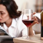 Les 29 symptômes de l'alcoolisme : comprendre et trouver de l'aide en 2023