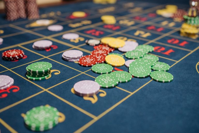 Conseils pour jouer en toute sécurité dans les casinos en ligne canadiens