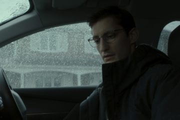 Mathieu Vasseur dans sa voiture dans le film Boîte noire
