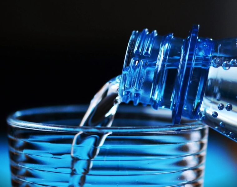 Par quelle eau remplacer Hépar en 2023 ? (adulte et bébé)
