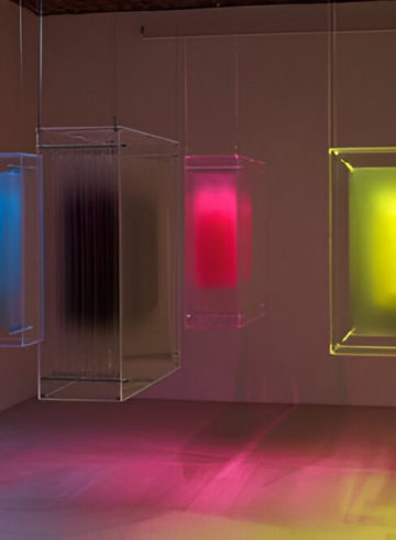 Plexiglass Transparent : Polyvalence et Innovation dans l'Art et l'Architecture