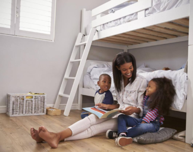 Pourquoi opter pour un lit superposé cabane pour la chambre de votre enfant ?