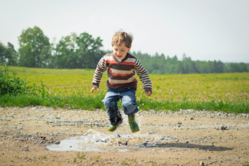 4 astuces pour éliminer les taches des vêtements d’enfant