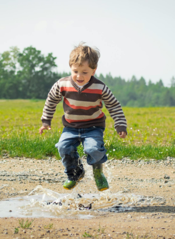 4 astuces pour éliminer les taches des vêtements d’enfant