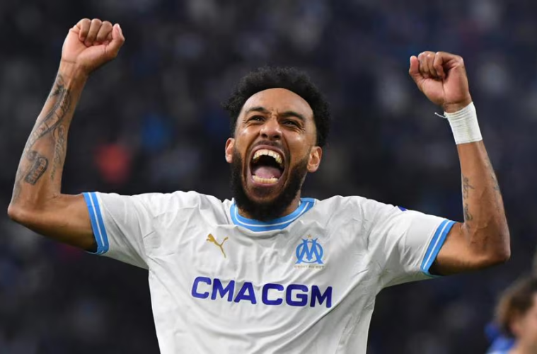 Pierre-Emerick Aubameyang : le vainqueur du titre de meilleur buteur de la Ligue Europa pour la saison 2023/2024