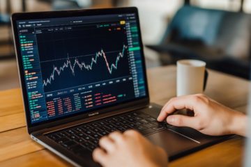 Volatilité crypto : Comprendre les fluctuations et gérer les risques