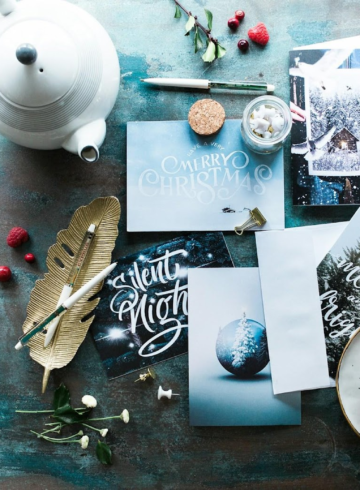 Comment créer des cartes de vœux plus éco-responsables grâce aux formats numériques ?