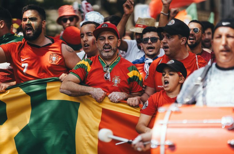 Création d'un drapeau de supporter : guide étape par étape