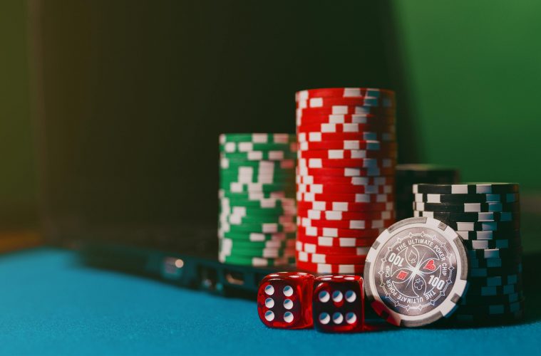 Tournois en ligne : Neon54 fait monter l’adrénaline du jeu compétitif