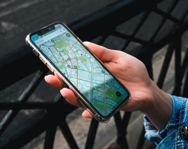 Quelle est la meilleure solution gratuite pour assurer la sécurité de ses proches : comparatif des options fiables