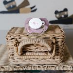 Tétines personnalisées : un cadeau original pour les baby showers