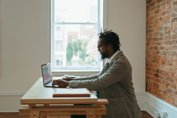 Travailler en freelance en 2025 : les outils, plateformes et compétences qui comptent vraiment