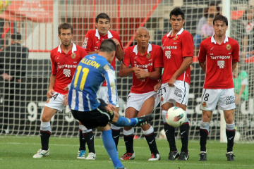 Pourquoi les standards des coups francs en football ont changé