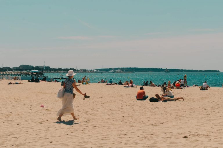 Cannes ou Nice : quelle destination choisir pour vos vacances d’été ?