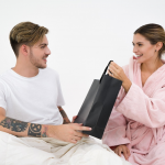 Black Friday : profitez des réductions pour raviver la flamme dans votre couple