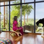Dormir avec les animaux : vivez une expérience immersive unique à Parrot World Dormir avec les animaux : vivez une expérience immersive unique à Parrot World