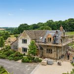 Rénover sa maison : par où commencer en 2026 ?