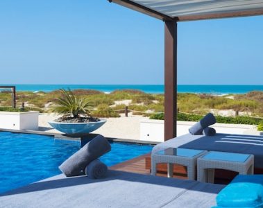 Pergola bioclimatique : nos idées d’emplacement et d’aménagement pour un extérieur inspirant