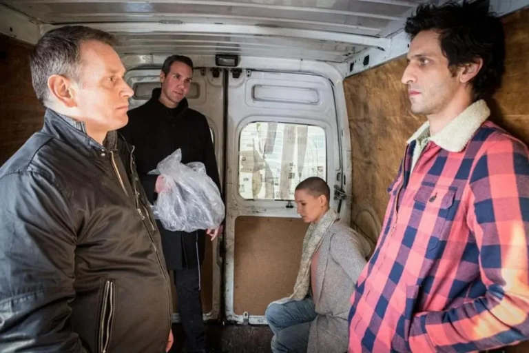 Maxime Kucing face à Philippe Chéron dans le dernier épisode de Falco