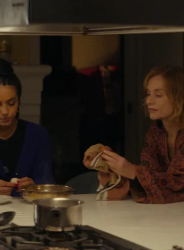Alma et Mina dans une scène réelle du film La Prisonnière de Bordeaux