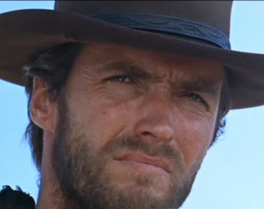Clint Eastwood en Homme sans nom dans une scène réelle de Pour une poignée de dollars