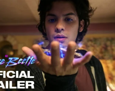 Jaime Reyes découvre le Scarabée dans Blue Beetle