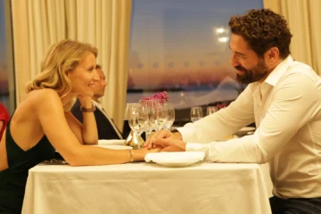 Béatrice et Frédéric à table dans Chamboultout