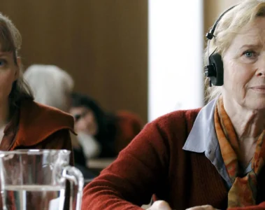 Katrine et Åse lors d’une audience dans D’une vie à l’autre