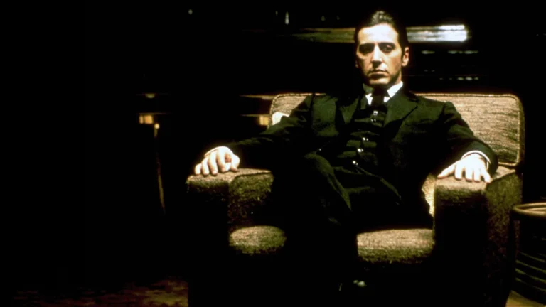 Michael Corleone seul dans Le Parrain 2